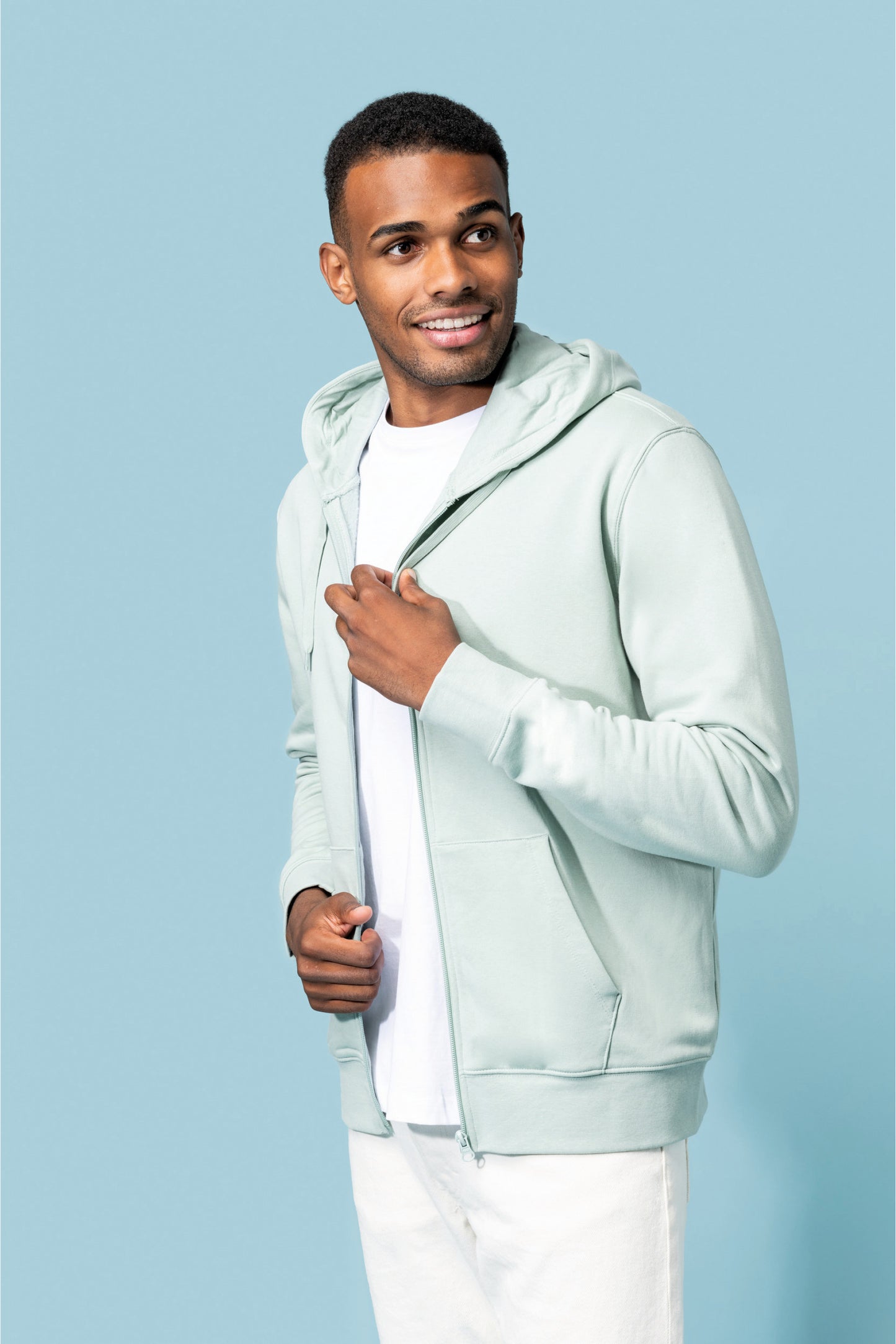 SN4030 SUDADERA CON CAPUCHA Y CREMALLERA. HOMBRE