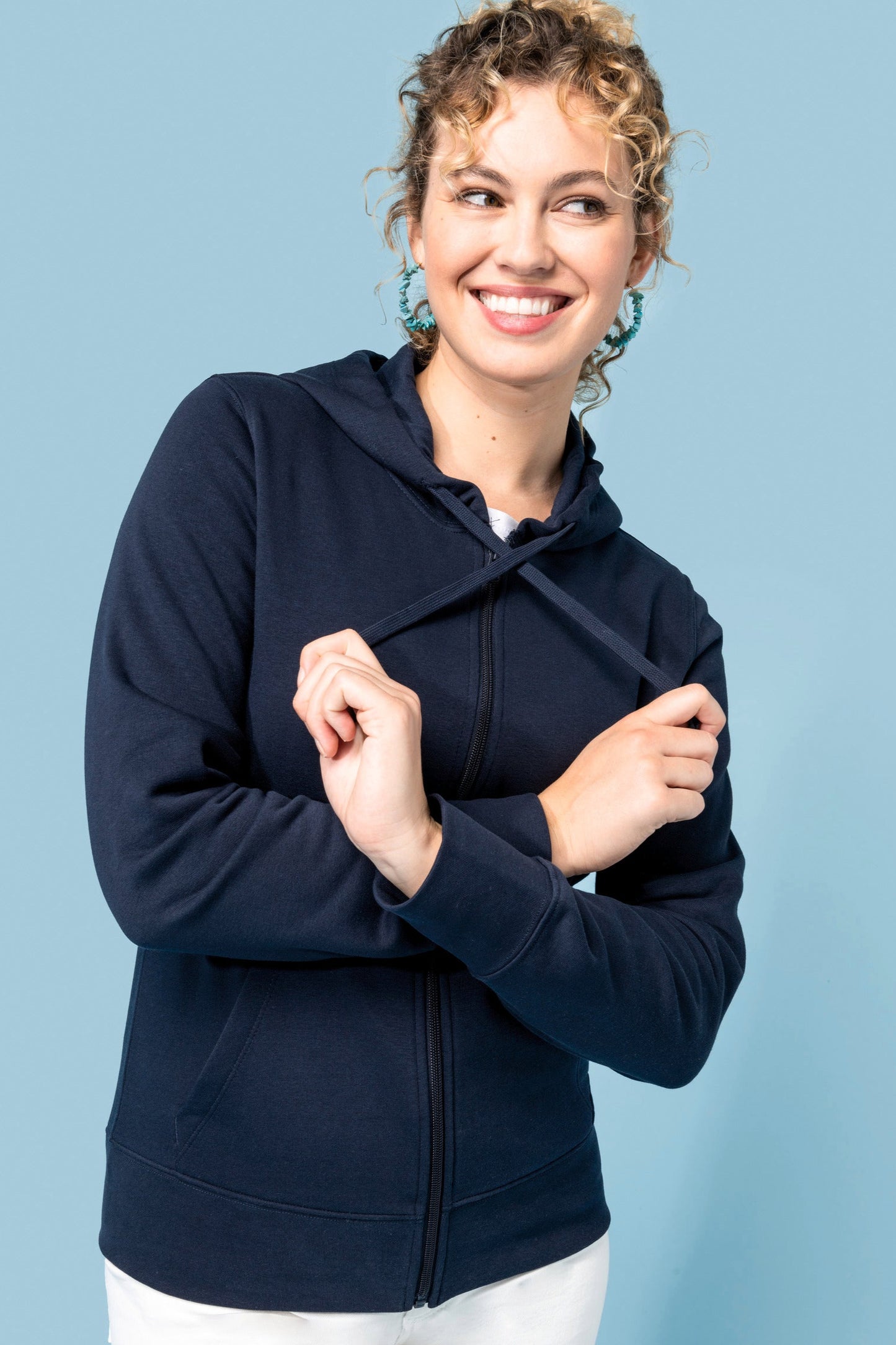 SN4031 SUDADERA CON CAPUCHA Y CREMALLERA.MUJER