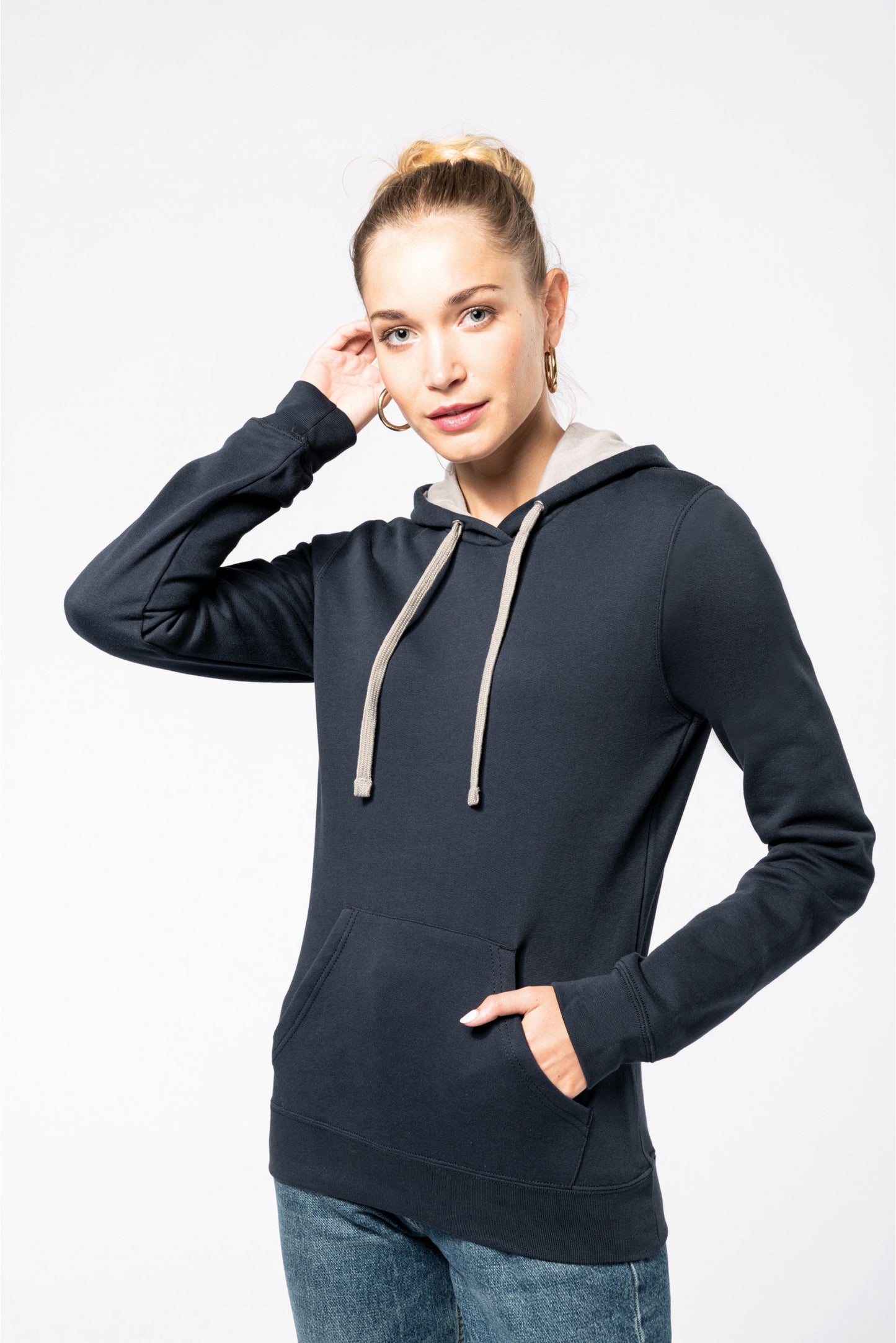 SN446 - SWEAT À CAPUCHE CONTRASTANT