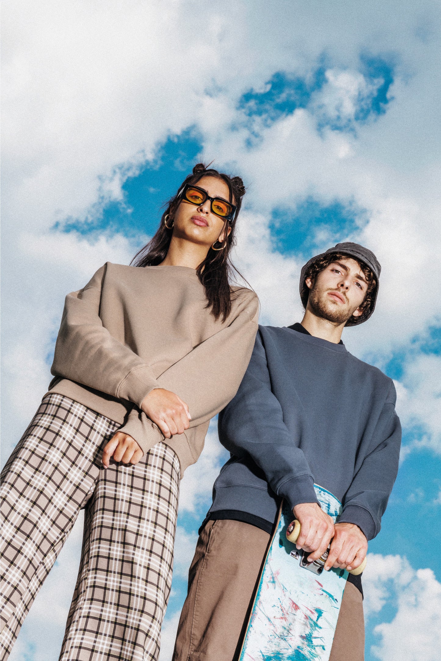 SN407 - SUDADERA OVERSIZE UNISEX