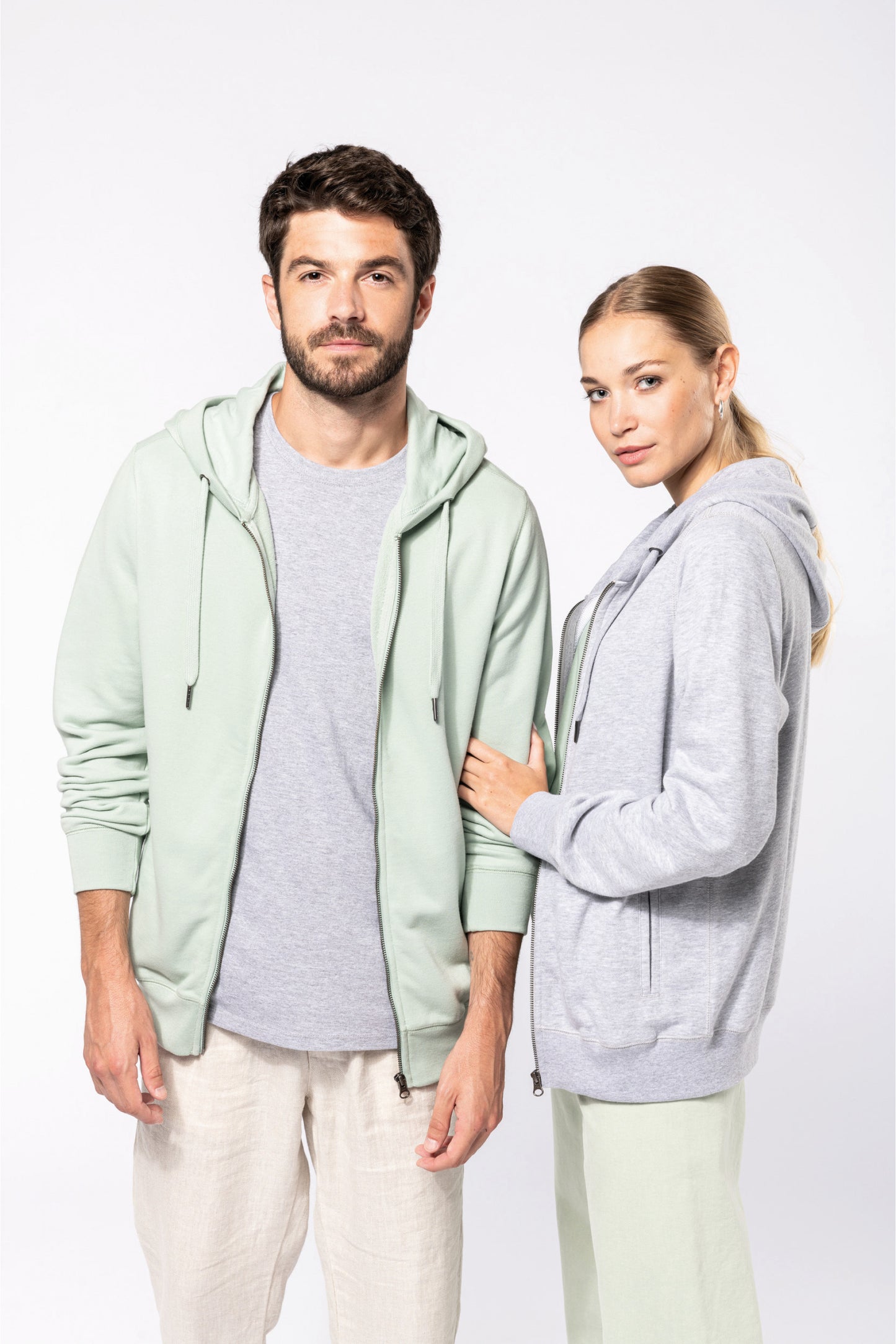 SN4008 SUDADERA CON CAPUCHA Y CREMALLERA - UNISEX