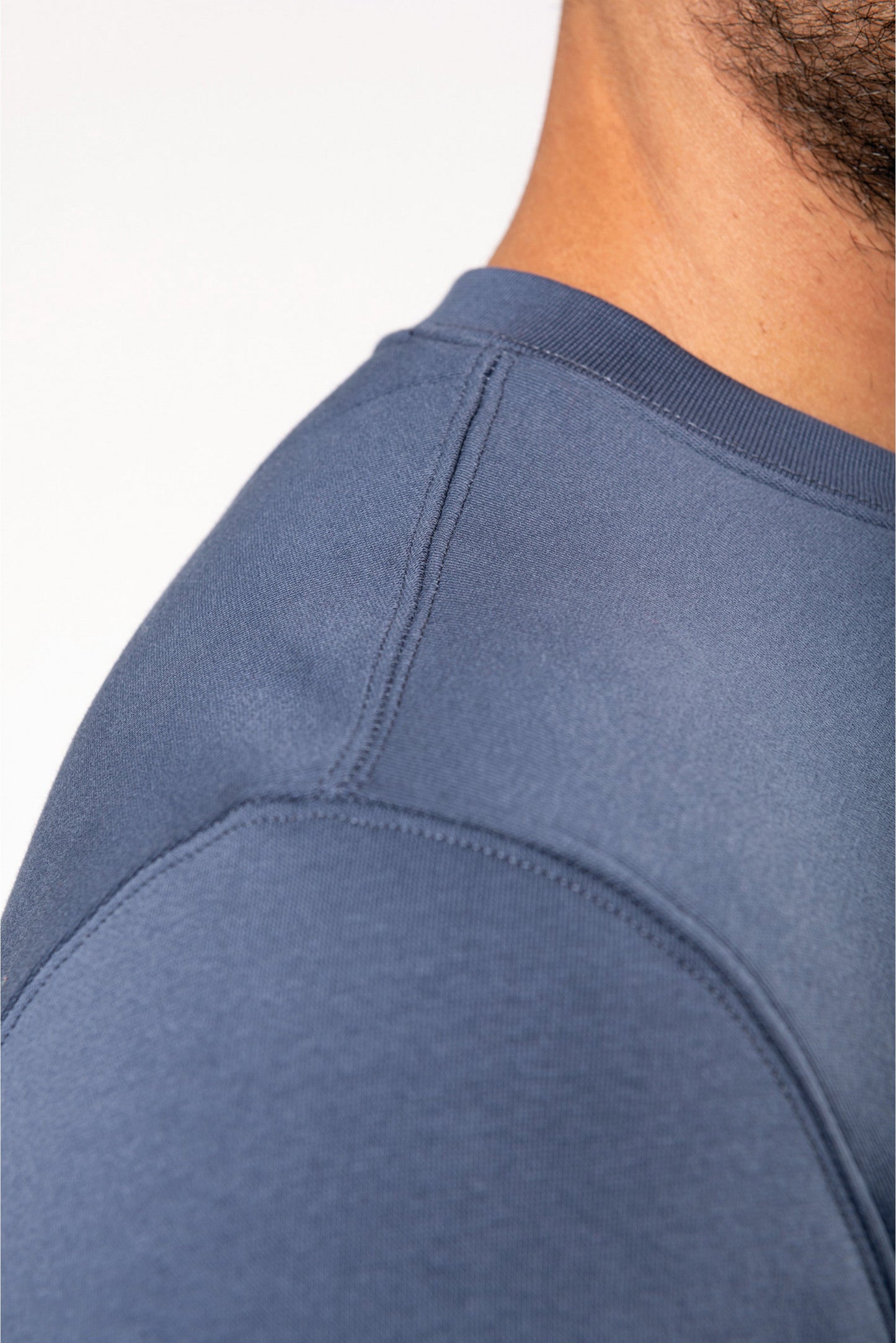 SN4025 -SUDADERA DE CUELLO REDONDO.UNISEX