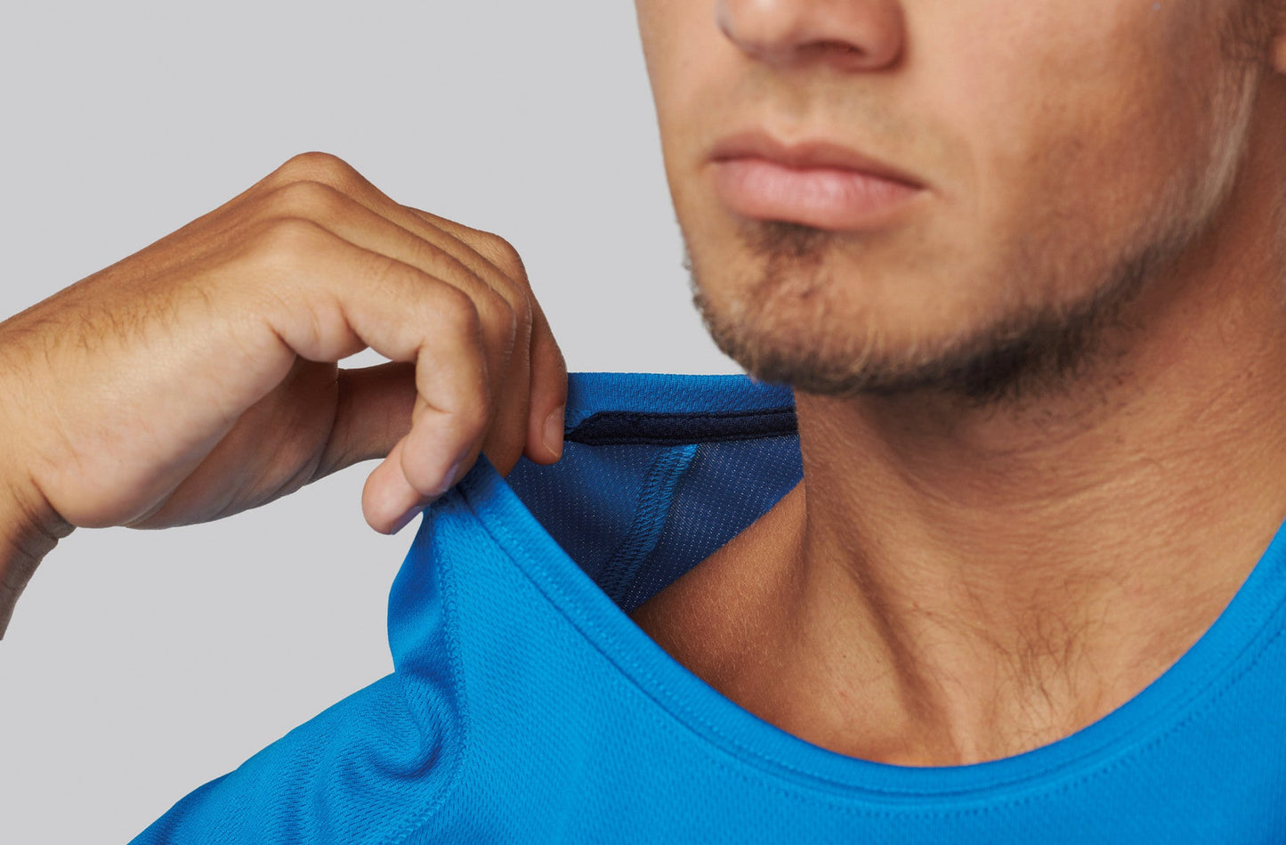T-SHIRT DE SPORT EN MATIÈRE RECYCLÉE SNC 4012. HOMME
